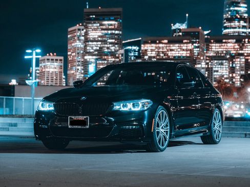 Used 2019 BMW 540i w/ M Sport Package image 16