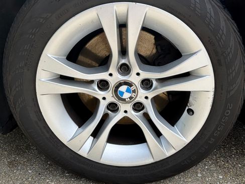 Used 2008 BMW 328xi Sedan image 10