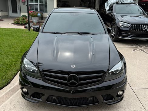 Used 2011 Mercedes-Benz C 63 AMG Sedan image 4