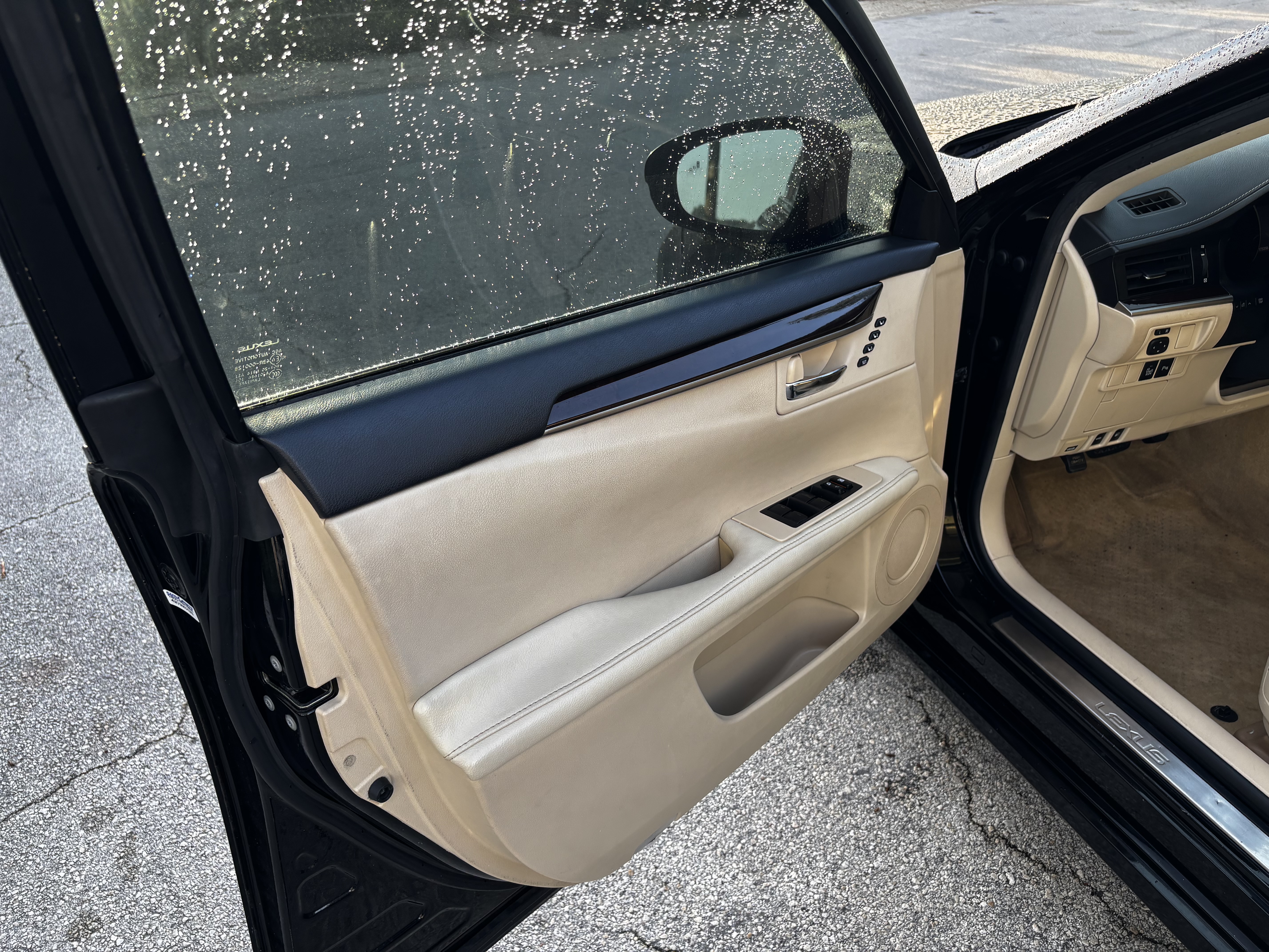 Used 2013 Lexus ES 350 w/ Luxury Pkg FWD image 17