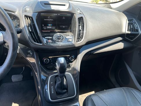 Used 2013 Ford Escape Titanium w/ Parking Technology Pkg FWD image 18