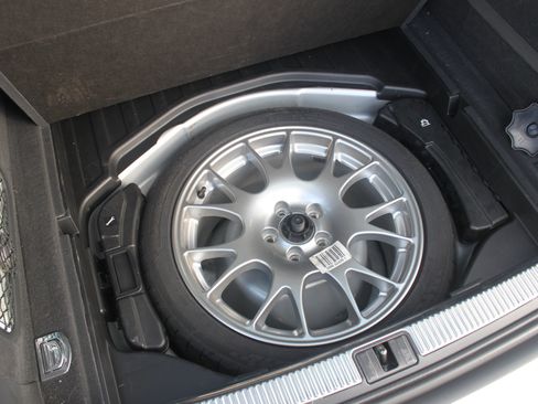 Used 2006 Audi S4 Avant image 25