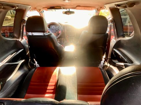 Used 2000 Isuzu VehiCROSS image 13