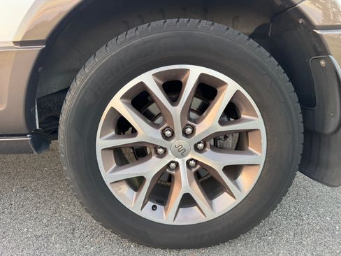 Used 2015 Ford Expedition EL King Ranch AWD/4WD image 26