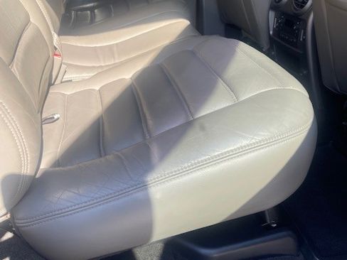 Used 2003 HUMMER H2 w/ Preferred Equipment Group image 29