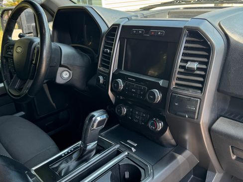 Used 2018 Ford F150 XLT w/ Equipment Group 302A Luxury image 15