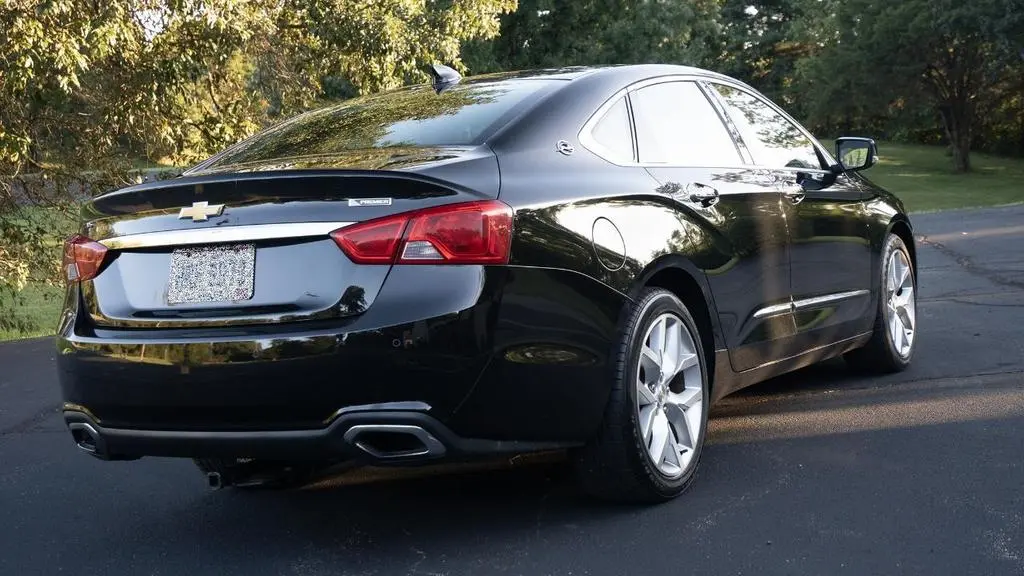 Used 2018 Chevrolet Impala Premier FWD image 6