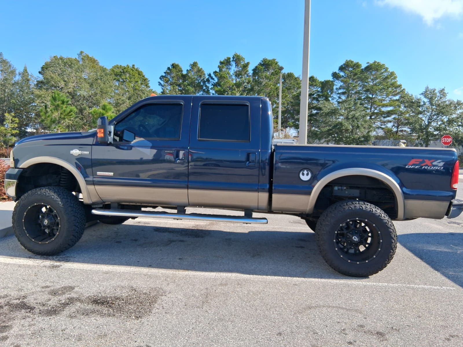 Used 2007 Ford F250 King Ranch AWD/4WD image 2
