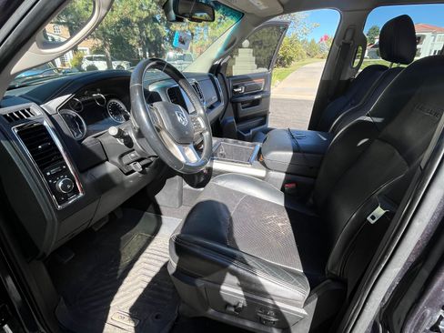 Used 2015 RAM 1500 Laramie w/ Convenience Group image 21