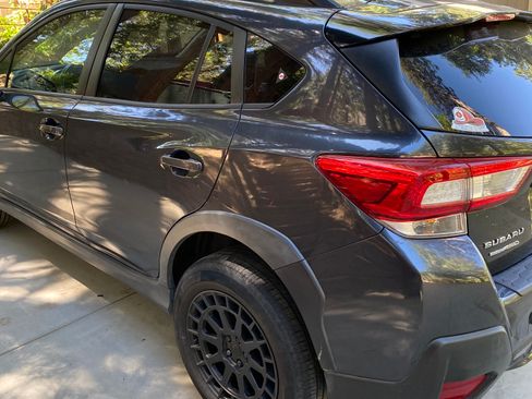 Used 2019 Subaru Crosstrek 2.0i Premium w/ Eyesight System AWD/4WD image 10