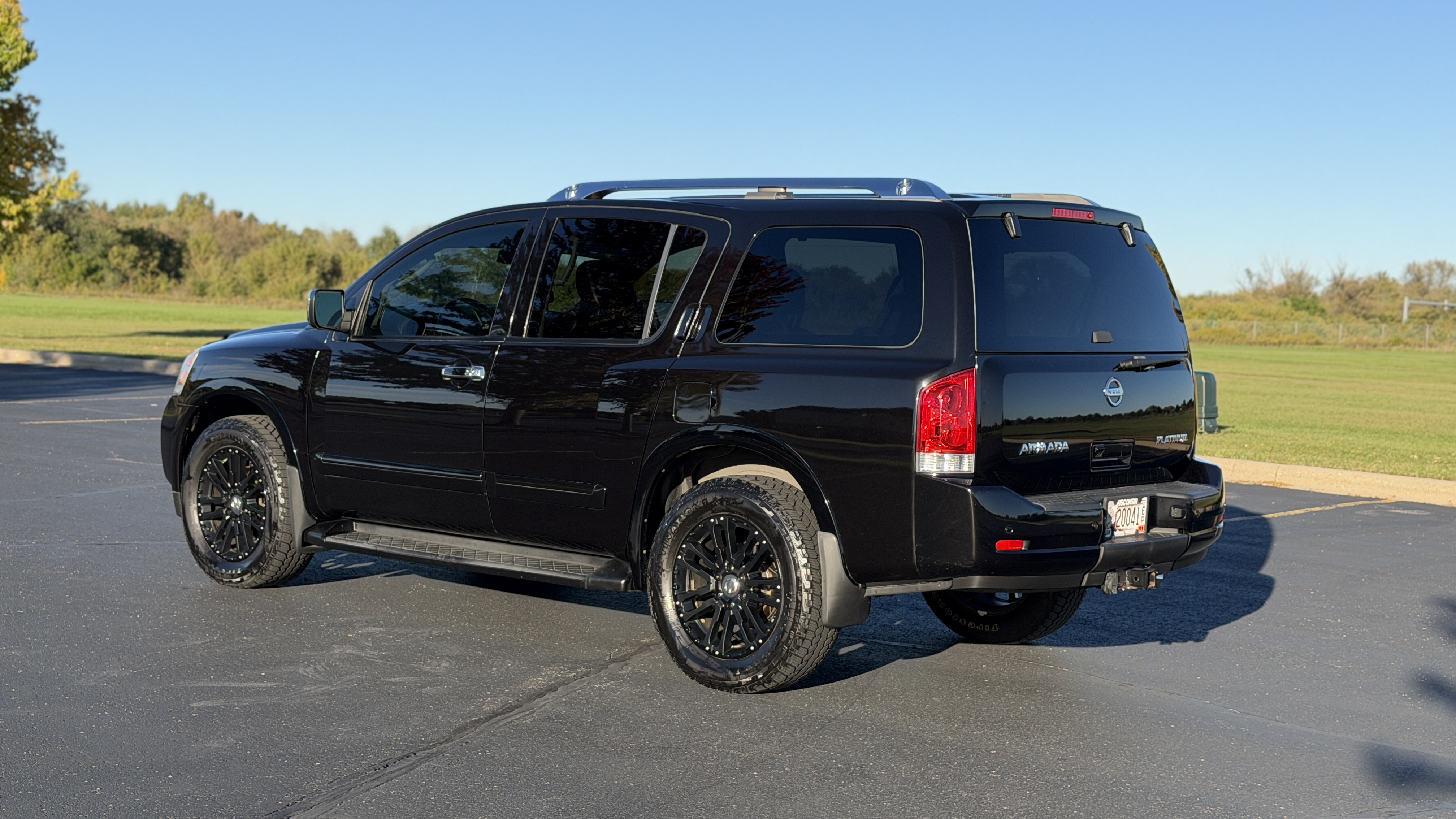 Used 2012 Nissan Armada Platinum AWD/4WD image 8
