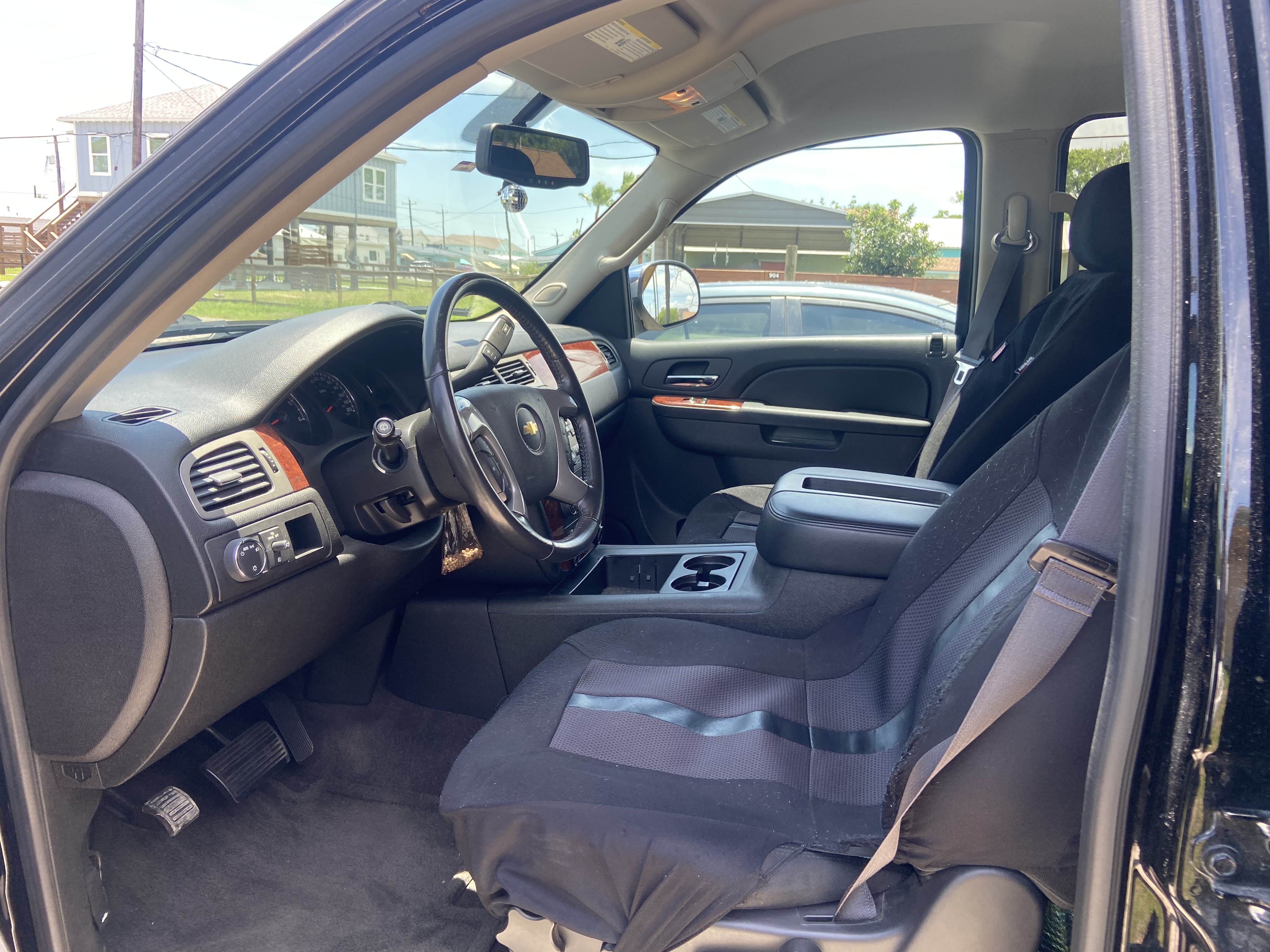 Used 2014 Chevrolet Tahoe LS w/ Texas Edition RWD image 8