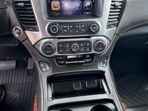 Used 2020 Chevrolet Tahoe Premier RWD image 13