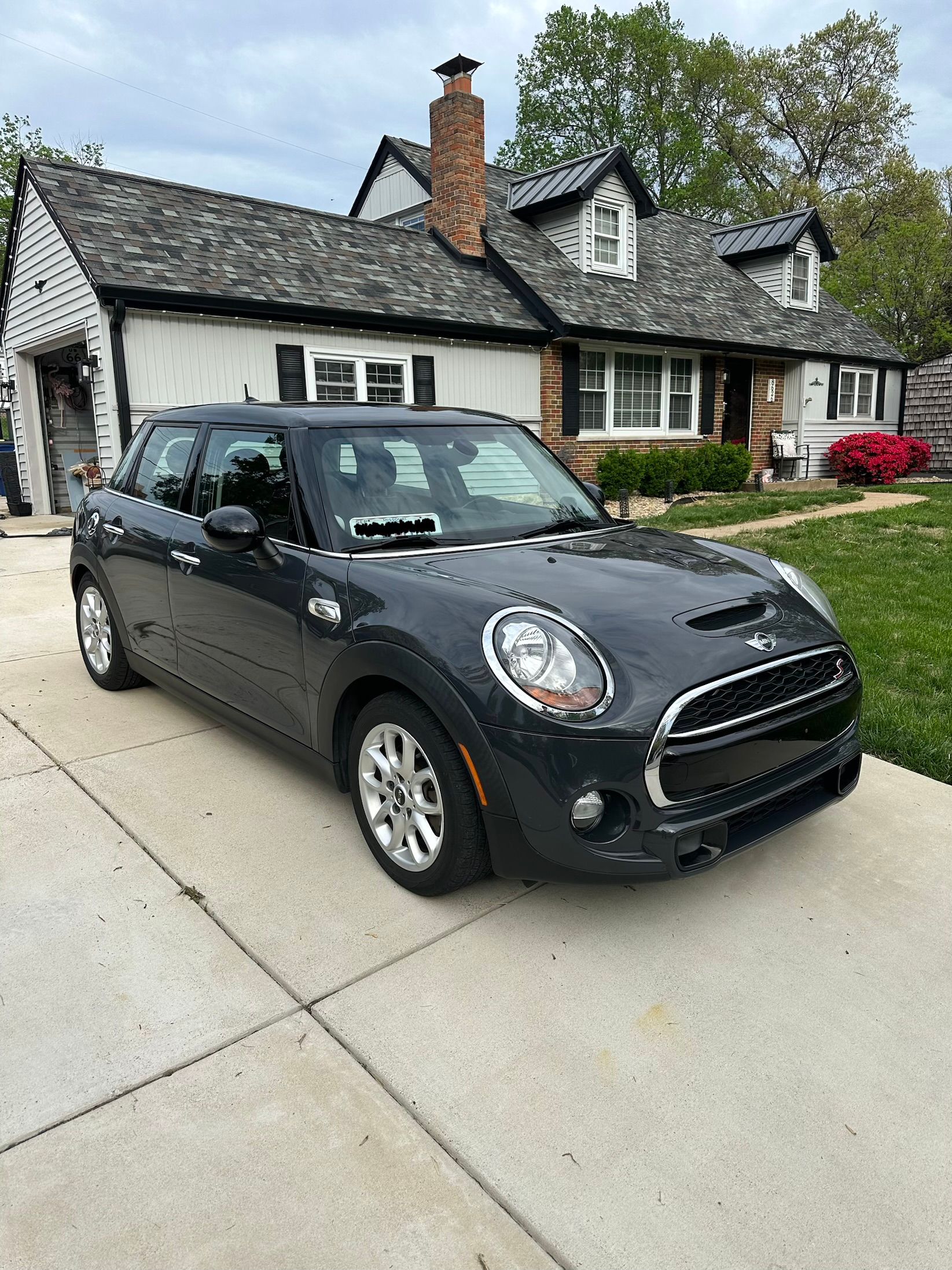 Used 2015 MINI Cooper S FWD image 1