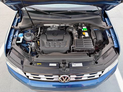 Used 2018 Volkswagen Tiguan S image 23