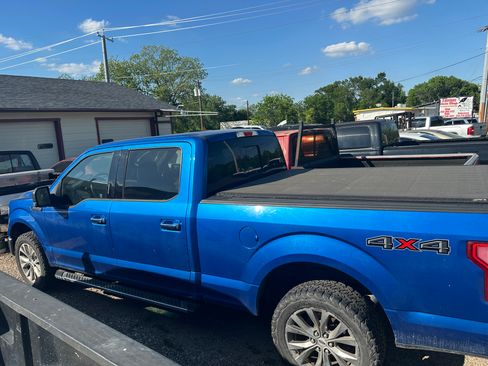 Used 2015 Ford F150 XLT w/ Equipment Group 302A Luxury image 2