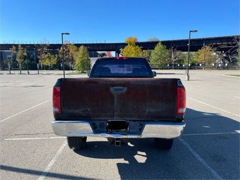 Used 2004 Dodge Ram 2500 Truck SLT w/ Trailer Tow Group image 5