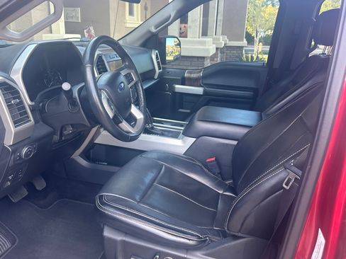 Used 2018 Ford F150 Lariat w/ Trailer Tow Package image 5