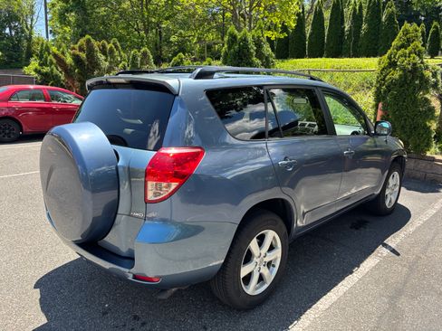 Used 2008 Toyota RAV4 Limited AWD/4WD image 2