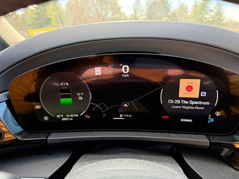 Used 2024 Porsche Macan 4 Electric image 25