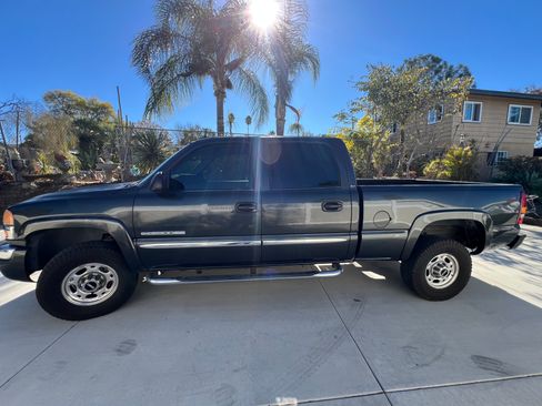 Used 2003 GMC Sierra 2500 SLT w/ SLT Preferred Equipment Group image 1