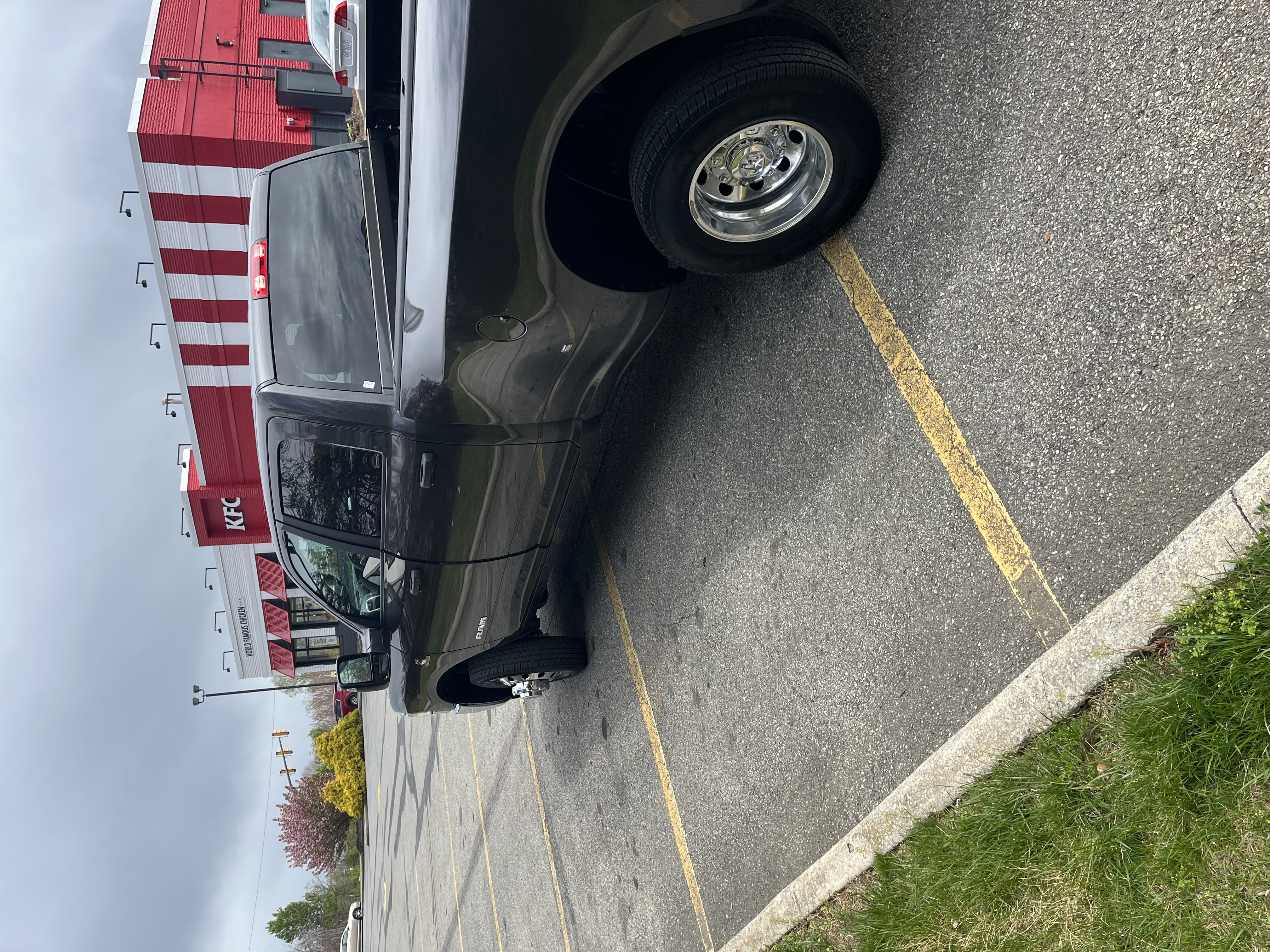 Used 2024 RAM 3500 Big Horn w/ Heated Seats & Wheel Group AWD/4WD image 4