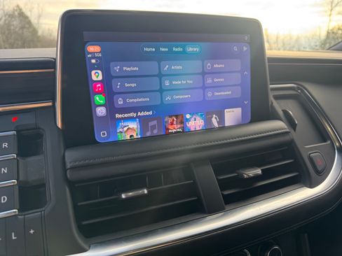 Used 2021 Chevrolet Suburban Z71 image 11