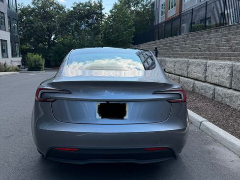 Used 2025 Tesla Model 3 Long Range RWD image 11