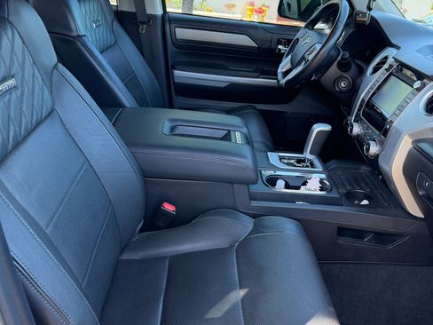 Used 2018 Toyota Tundra Platinum AWD/4WD image 9