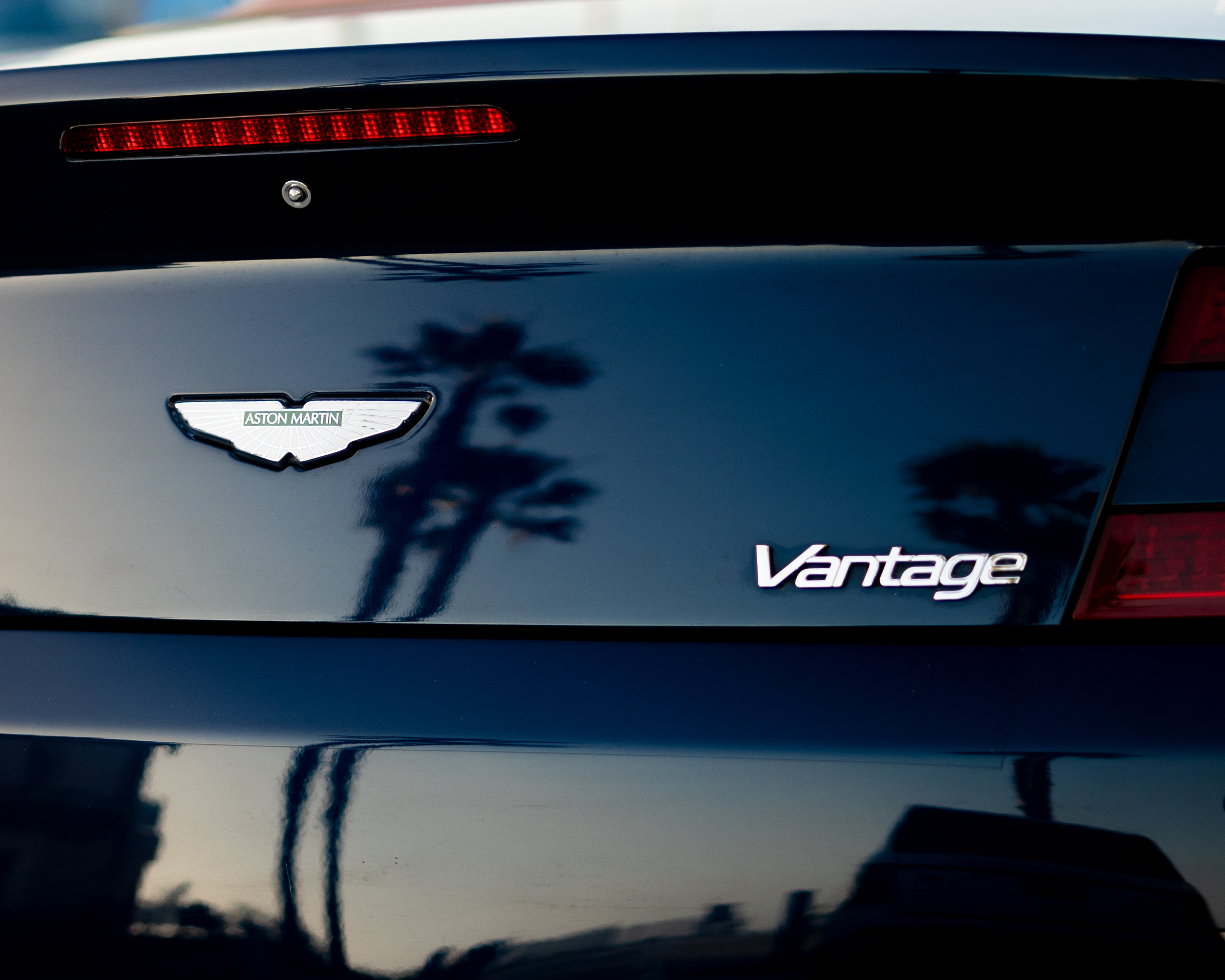 Used 2007 Aston Martin V8 Vantage Roadster RWD image 17