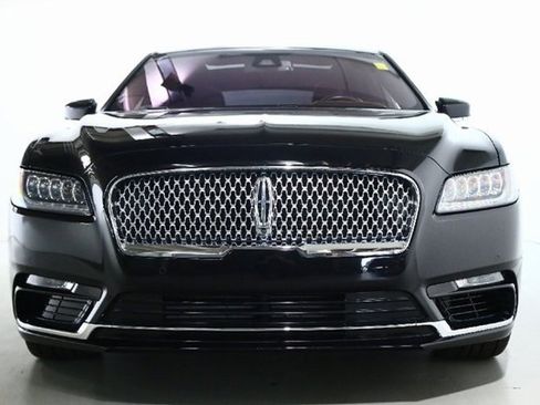 Used 2020 Lincoln Continental Black Label w/ Rear Seat Amenities Package image 8