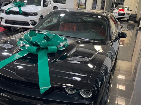 Used 2021 Dodge Challenger R/T Scat Pack w/ Plus Package RWD image 9