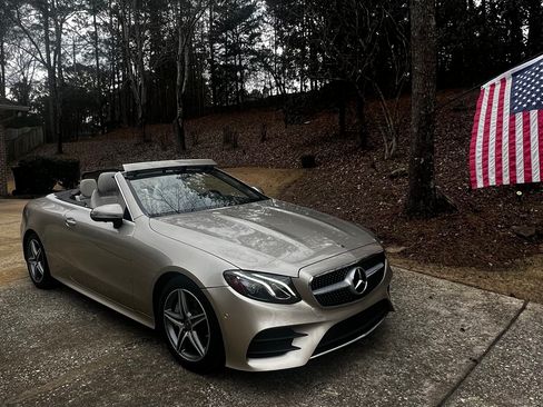 Used 2019 Mercedes-Benz E 450 E 450 Cabriolet 2D image 2