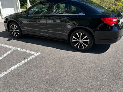 Used 2013 Chrysler 200 Touring w/ S Exterior Appearance Pkg