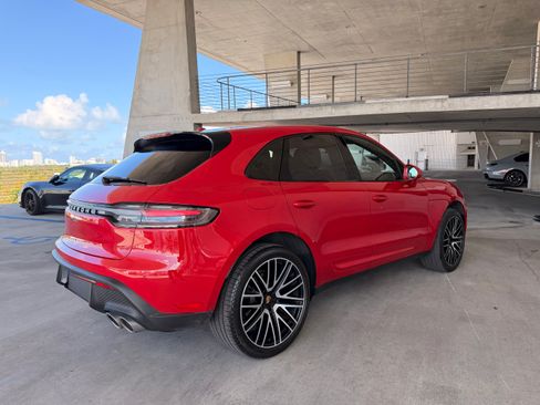 Used 2023 Porsche Macan AWD/4WD image 25