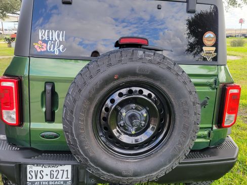 Used 2022 Ford Bronco Black Diamond image 18