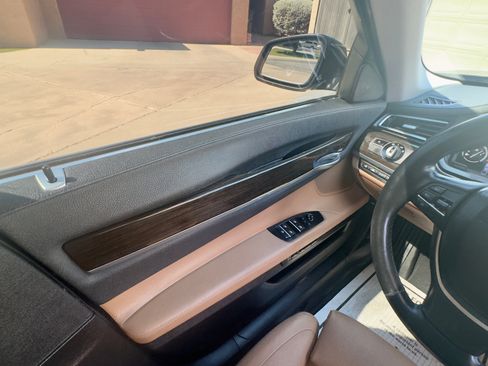 Used 2013 BMW 740Li RWD image 13