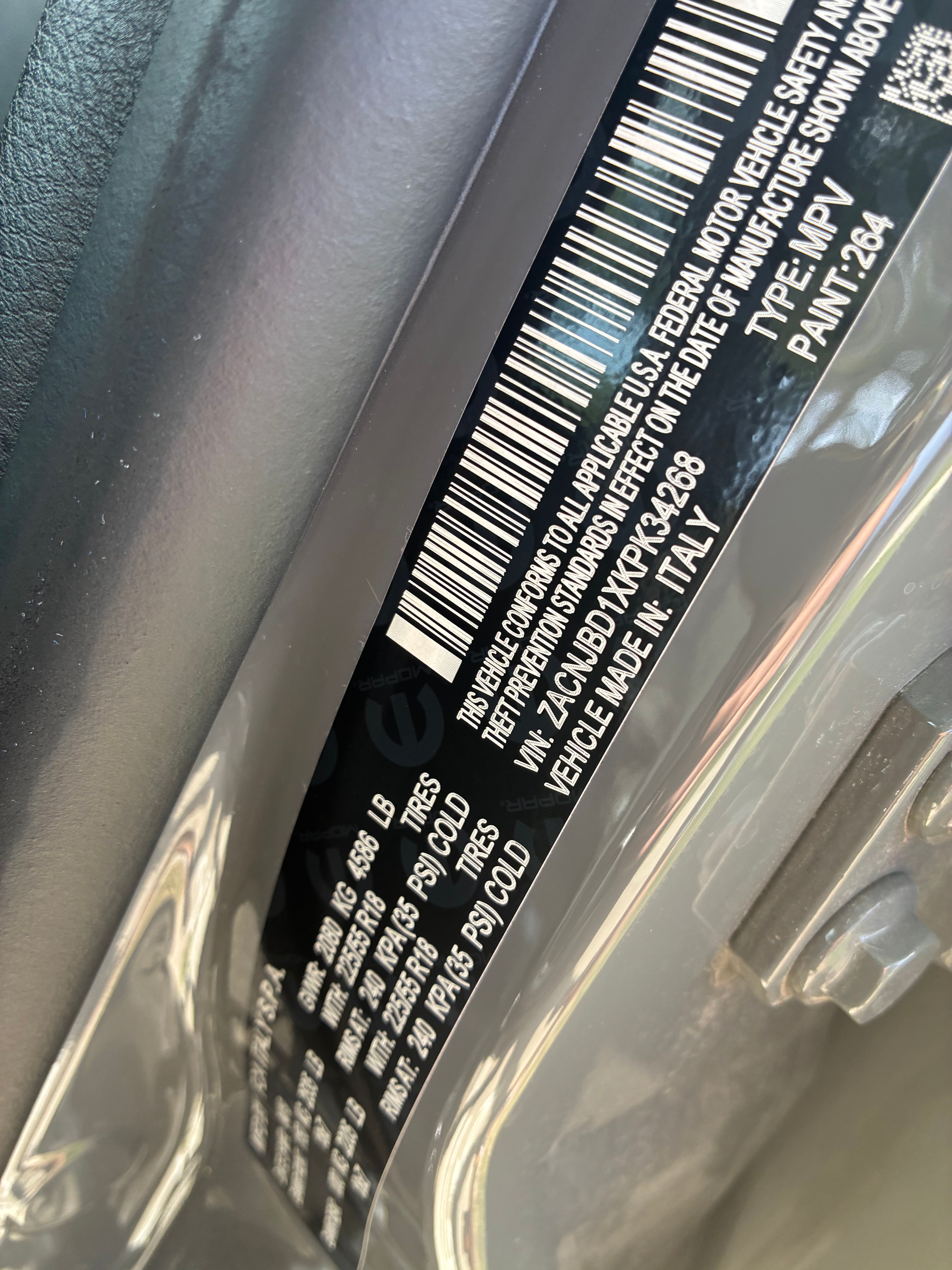 Used 2019 Jeep Renegade Limited AWD/4WD image 9