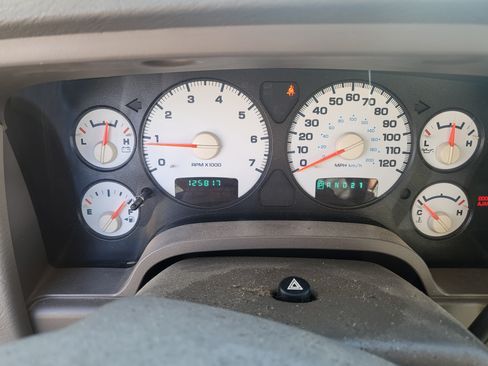 Used 2004 Dodge Ram 2500 Truck SLT w/ Trailer Tow Group image 10