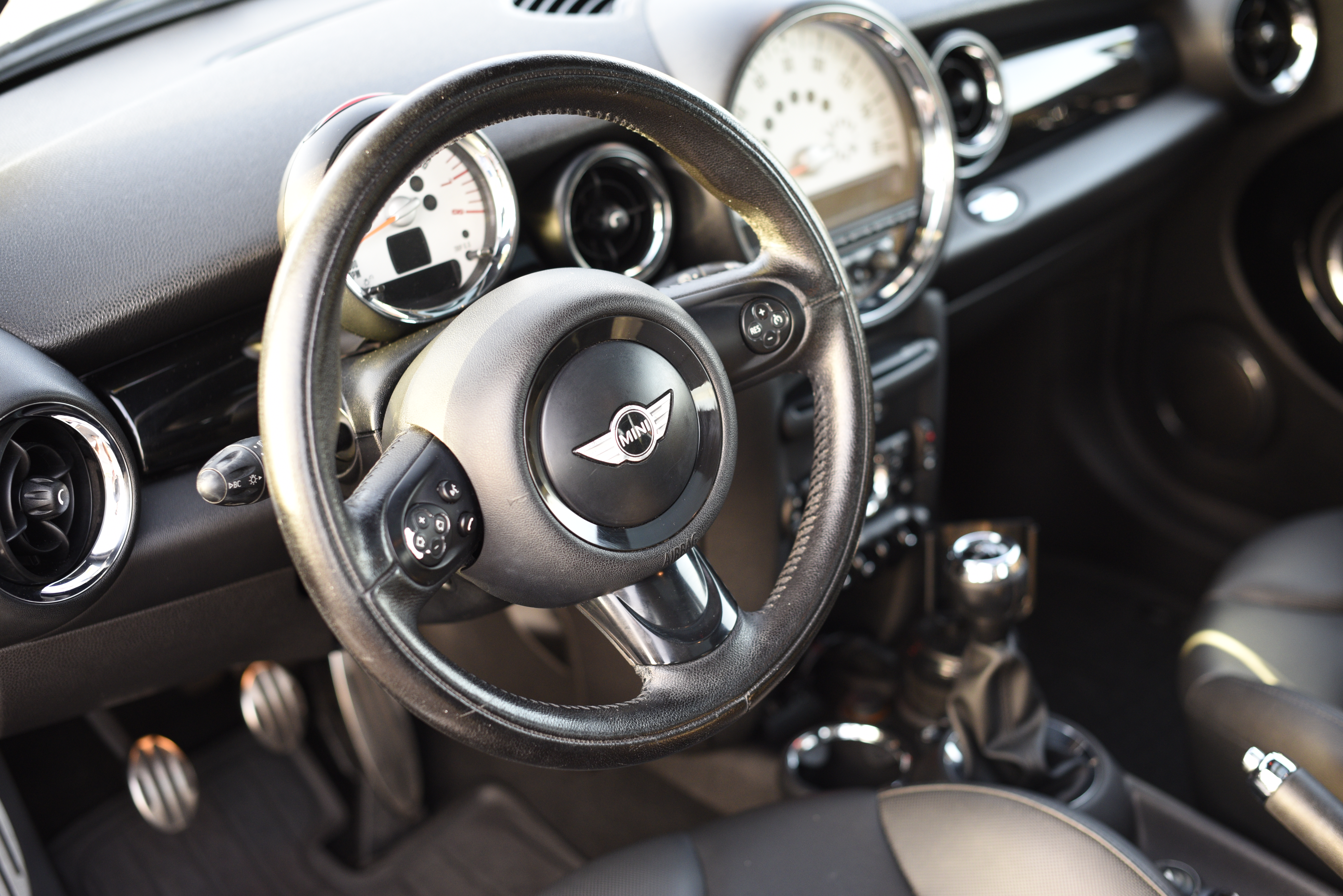Used 2013 MINI Cooper S FWD image 20
