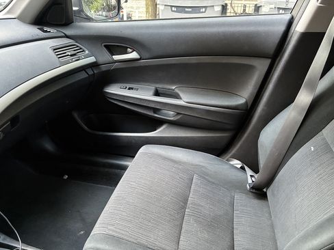 Used 2012 Honda Accord LX image 13