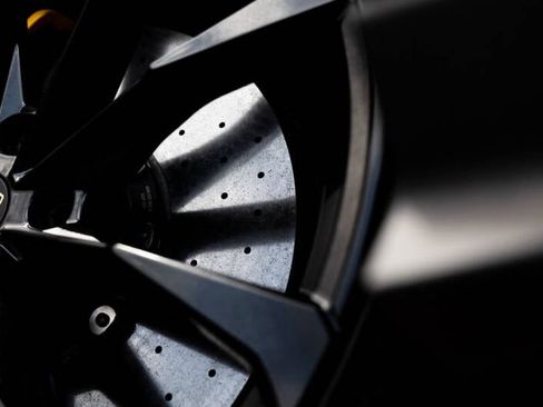 Used 2019 Lamborghini Urus image 16