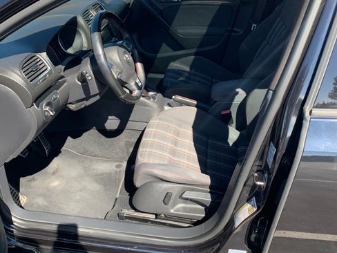 Used 2012 Volkswagen GTI 4-Door image 21