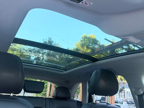 Used 2015 Audi Q5 2.0T Premium Plus w/ Technology Package image 19