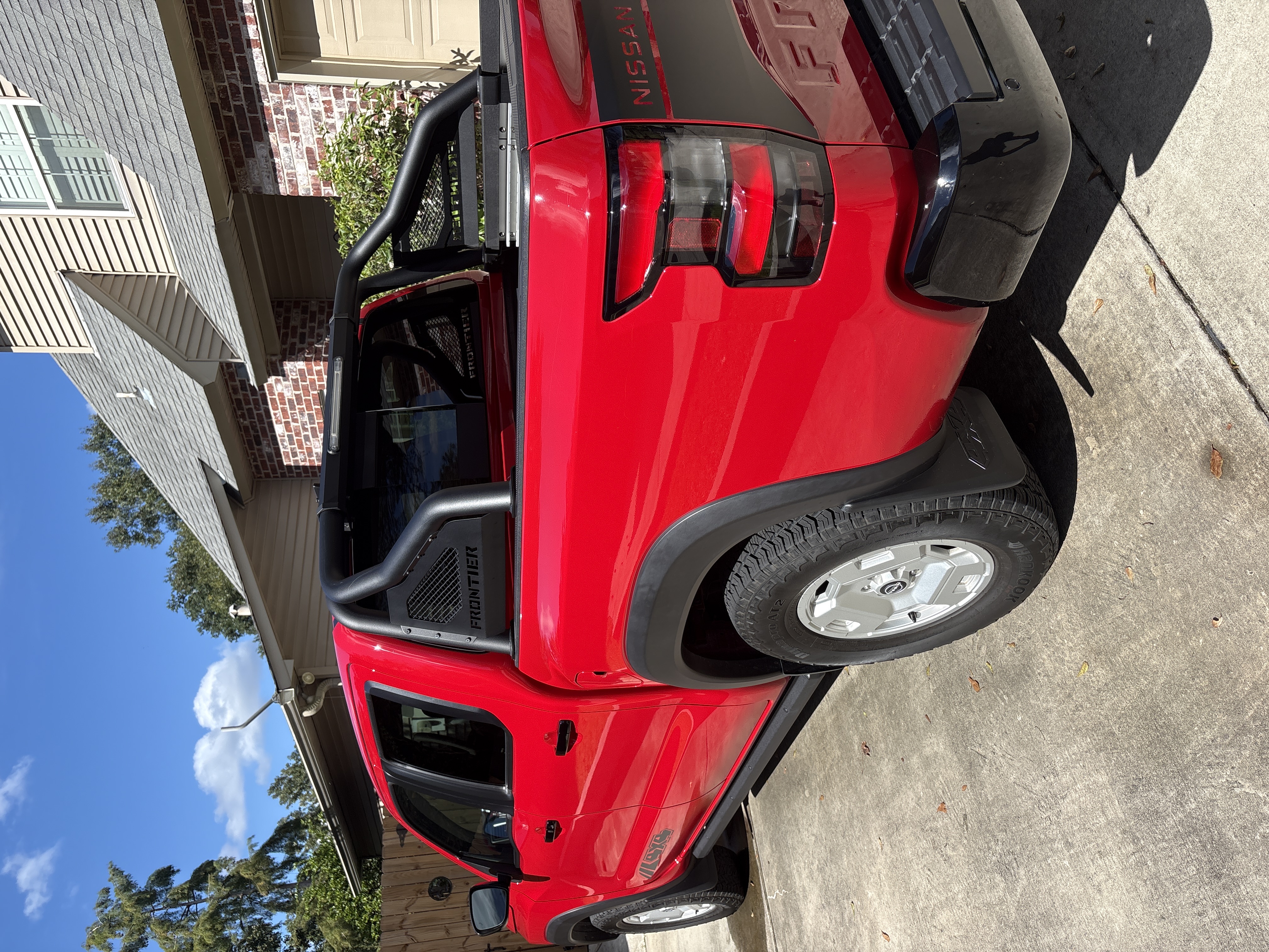 Used 2024 Nissan Frontier SV w/ Hardbody Edition AWD/4WD image 6