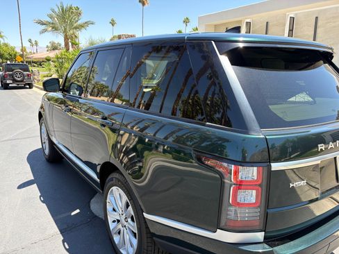 Used 2017 Land Rover Range Rover HSE AWD/4WD image 13
