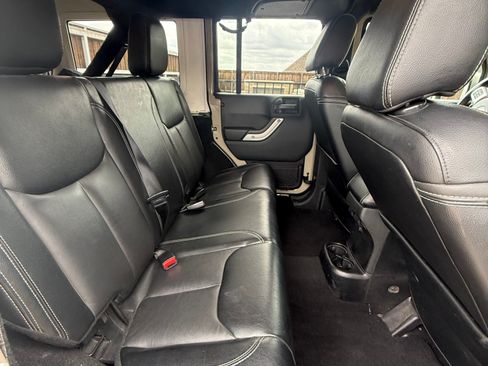 Used 2017 Jeep Wrangler Unlimited Sahara w/ Quick Order Package 24E Chief image 13