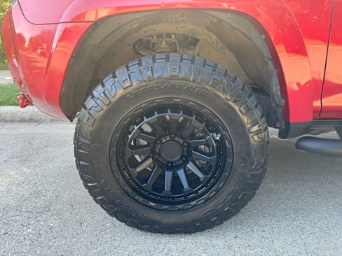 Used 2021 Toyota 4Runner SR5 image 10