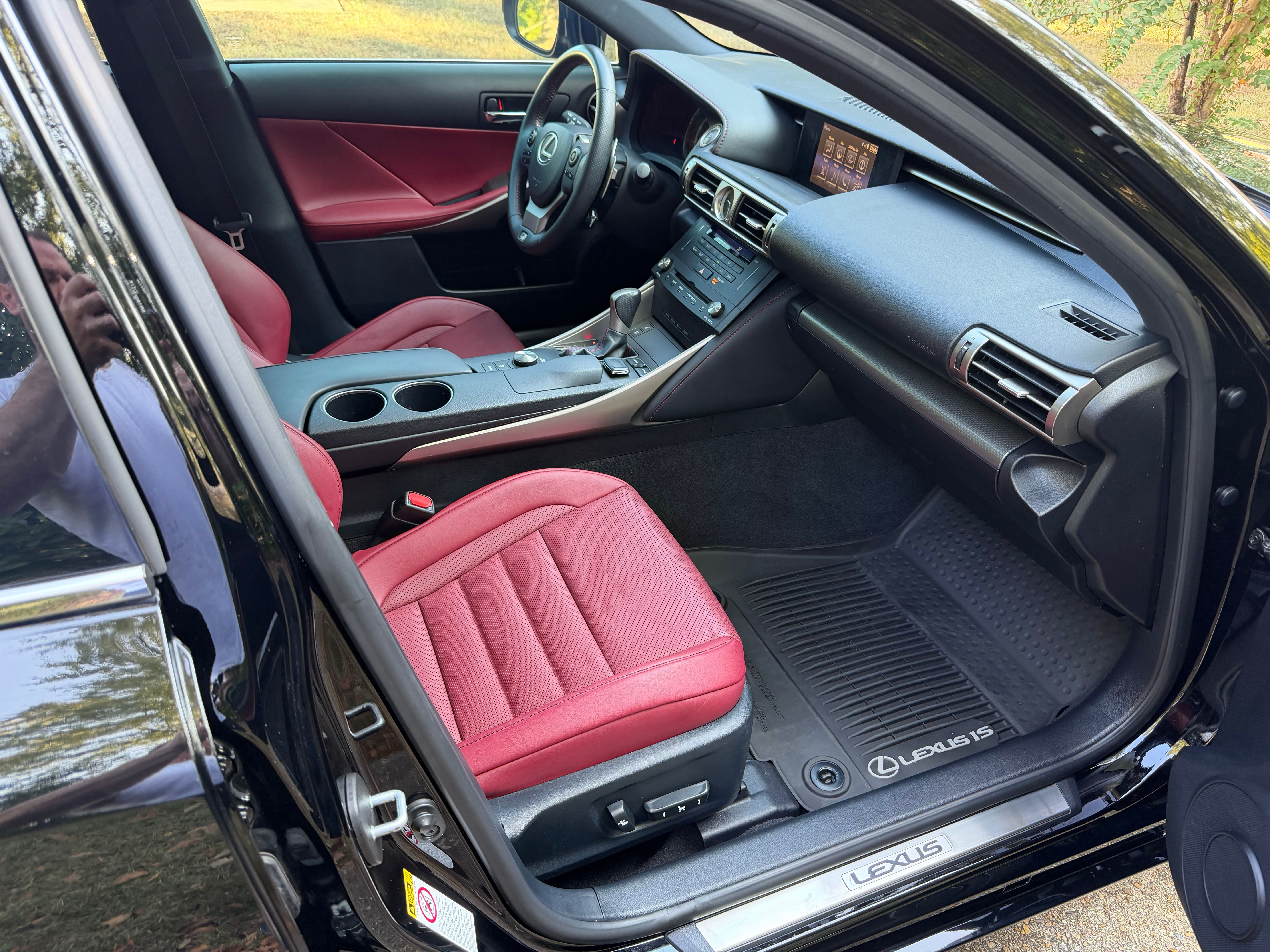 Used 2015 Lexus IS 350 w/ F-Sport Package RWD image 20