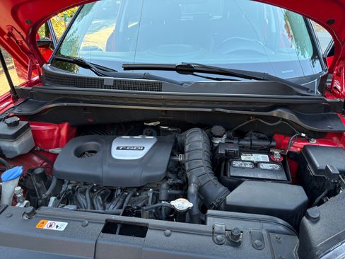 Used 2019 Kia Soul ! w/ Technology Package FWD image 12